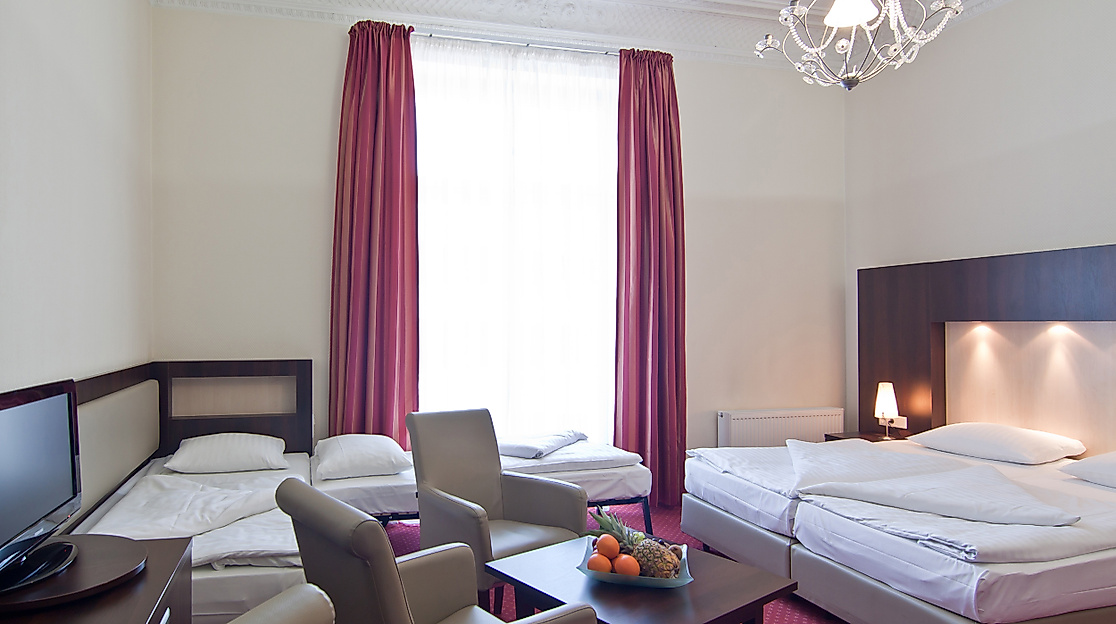 Novum Hotel Graf Moltke Hamburg: Vierbettzimmer
