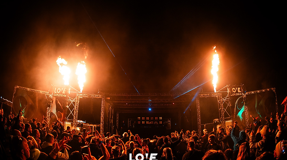 Techno Stage