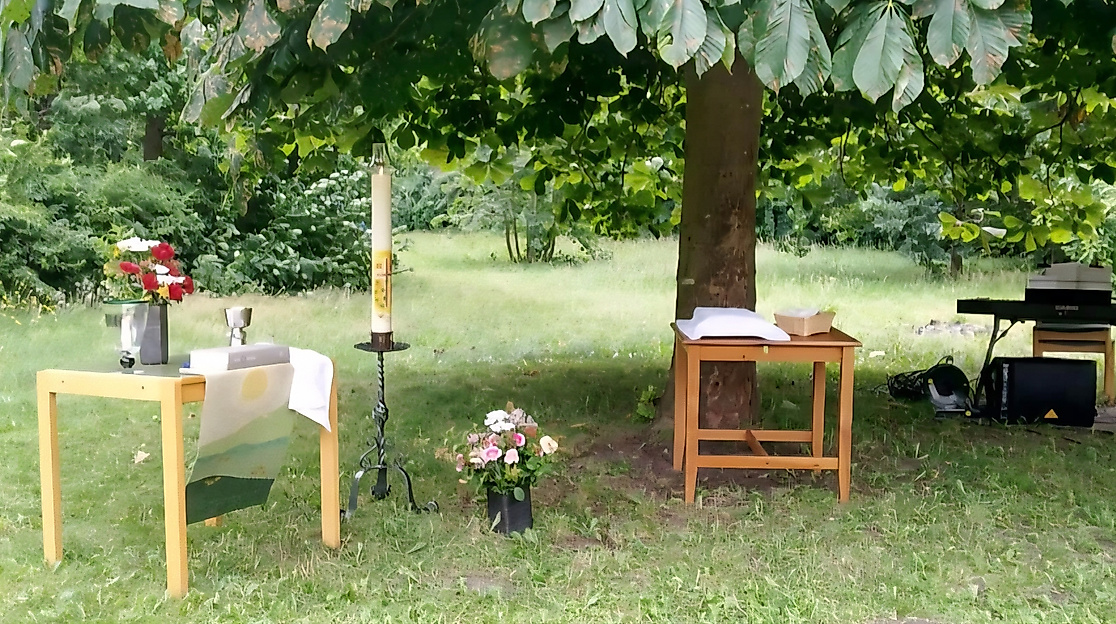 Gottesdienst im Garten