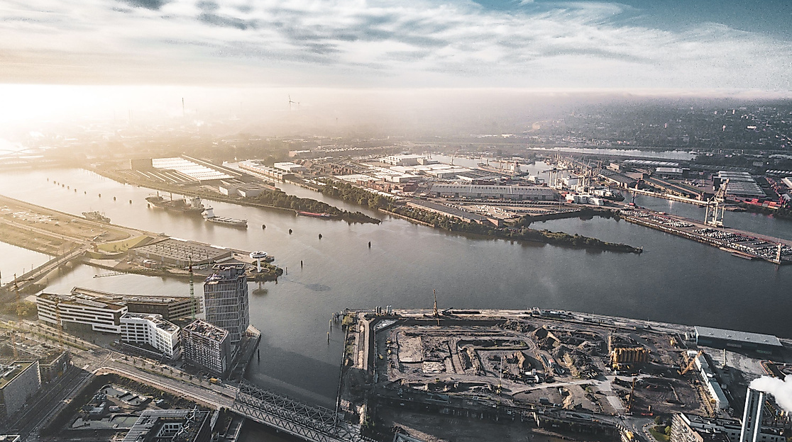 luftaufnahme-hafencity_c-2017-doublevision