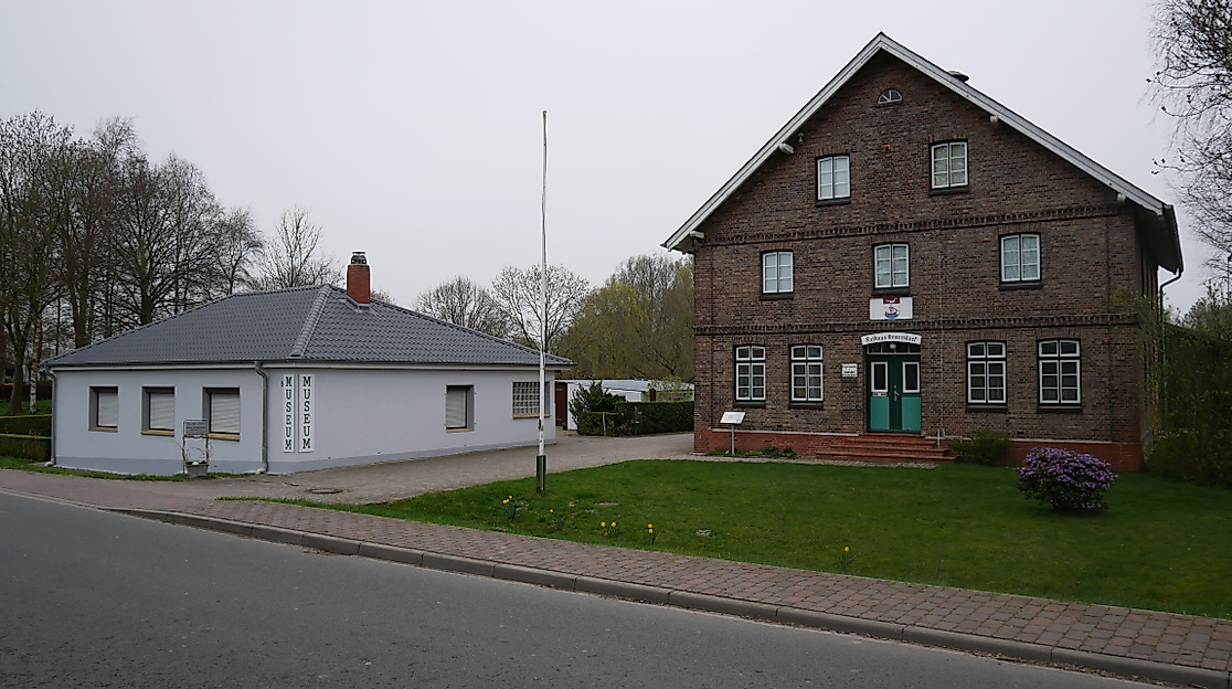 Ausstellung "Mit Volker Born auf Fotosafari durch 3 Kontinente"