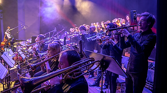 Familienkonzert: Das Wunder des Jazz mit der MHL-Bigband