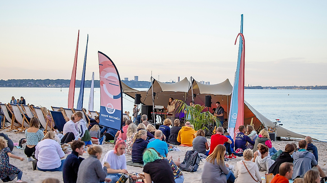 Musik im Strandkorb www.luebecker-bucht-ostsee.de(3)