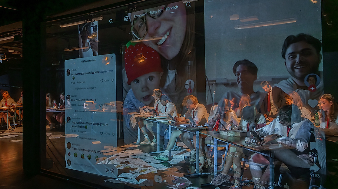 DIKTAT 3 – SOCIETY OF TIKTOK