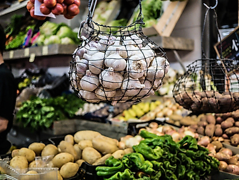 Wochenmarkt im Sachsenfeld