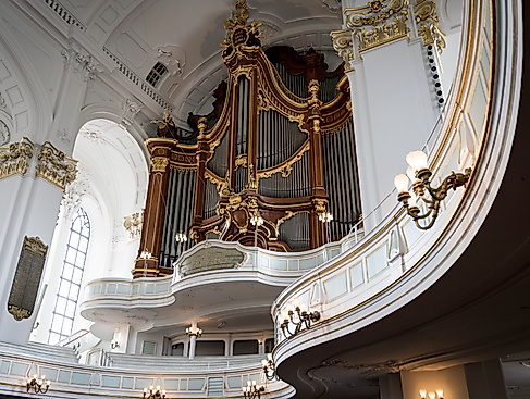 Große Orgel