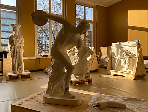 Erster Blick hinter die Kulissen der Ausstellung SKULPTURAL.