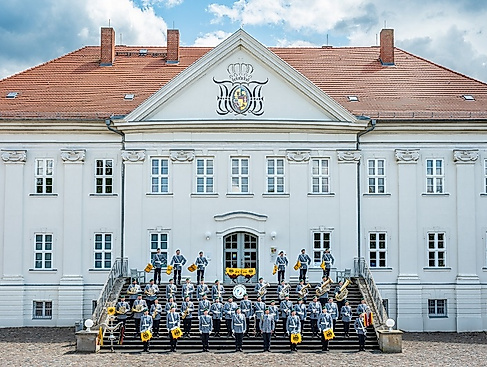 Benefizkonzert Heeresmusikkorps Neubrandenburg - Benefizkonzert „In den Frühling mit flotten Rhythmen“