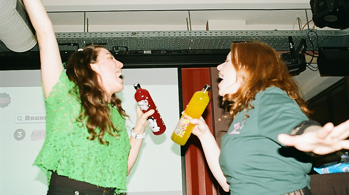 Singen bei Music Bingo