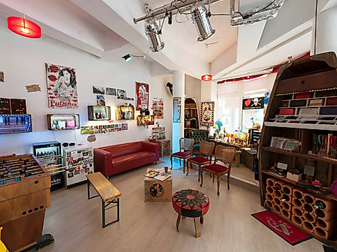 Treffpunkt: St.Pauli Tourist Office - Ladenpanorama
