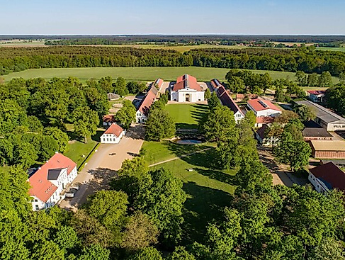 Führung über das Landgestüt Redefin - Erleben Sie das Landgestüt Redefin bei einer geführten Besichtigung (KPK)