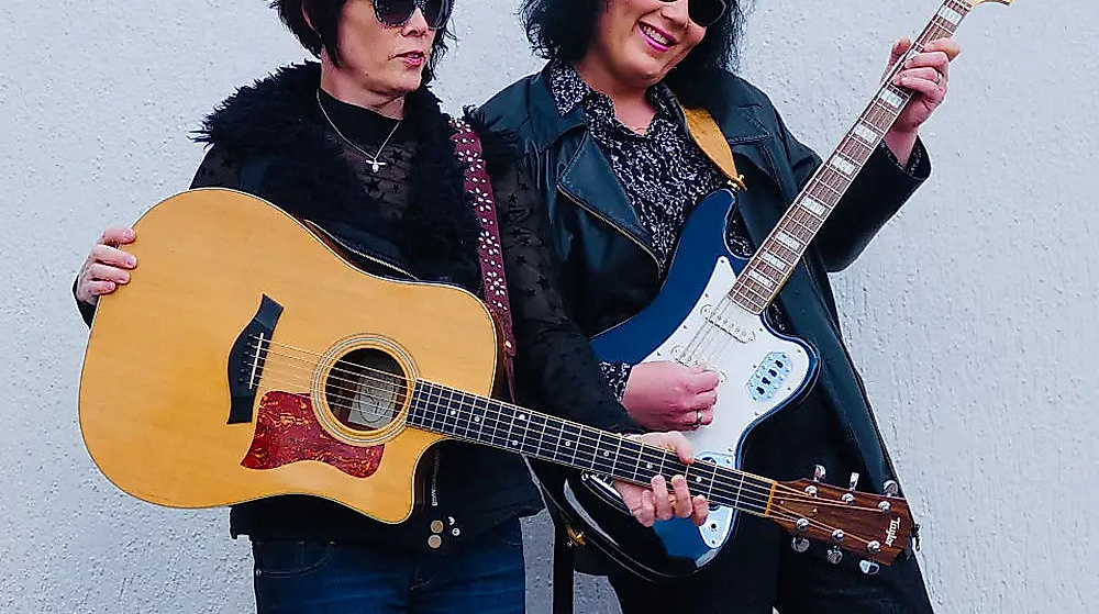 Tanz in den Mai - mit Namoli Brennet, Amy Protscher und Holger Haß - Kulturhaus Wilster