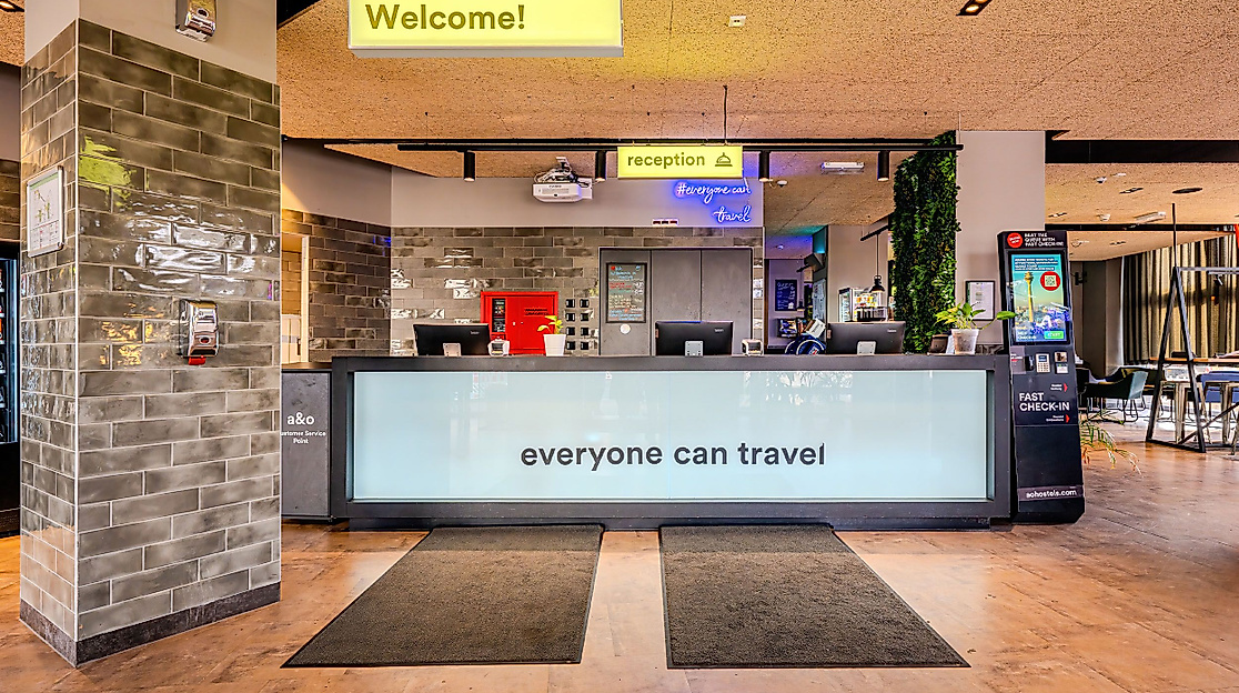 Hotel A&O Hamburg Hauptbahnhof: Rezeption