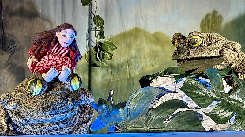 Figurentheater in der CD-Kaserne: Däumelinchen - Gespielt von der Theatermanufaktur