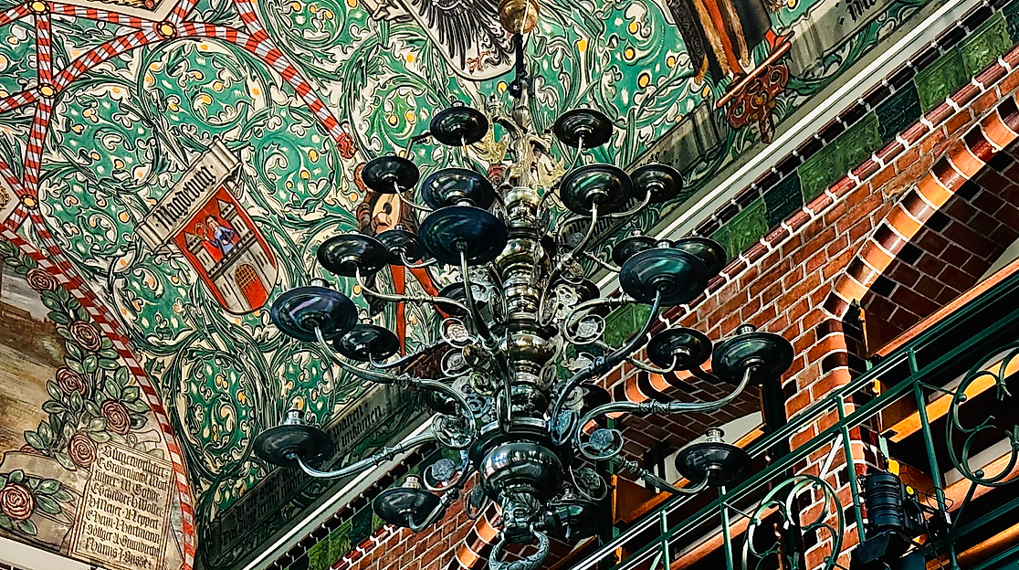 3791_Leuchter Hansekontor_CC BY-SA_©-Lüneburg Marketing GmbH Judith Peters