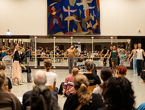 2025_13_9_theaternacht_2025__kiran_west_1z7a1696