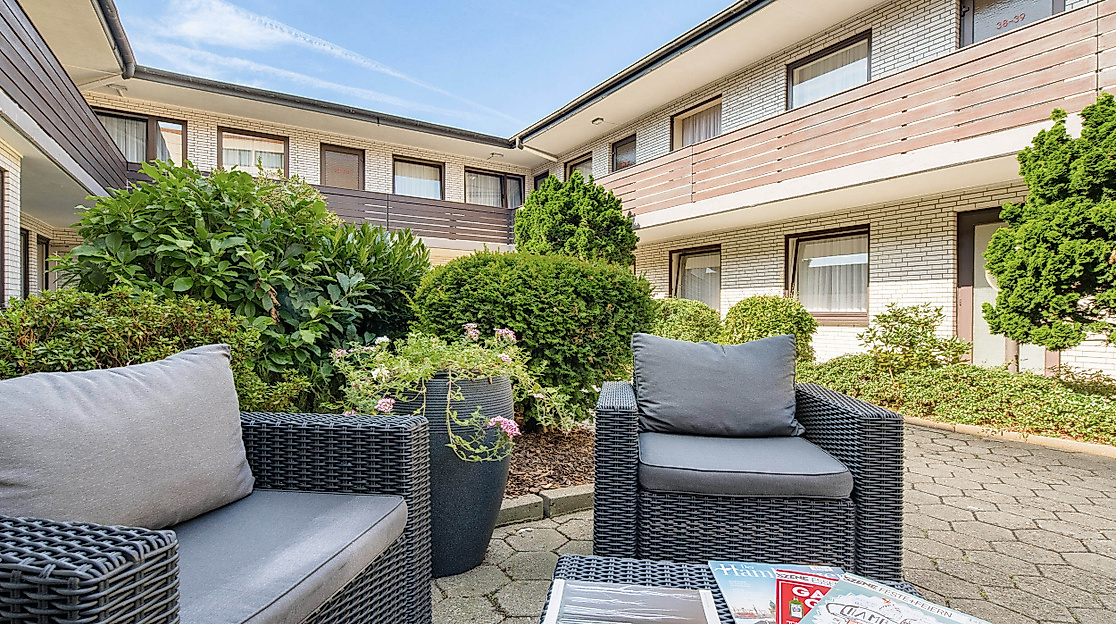 Best Western Hotel Hamburg International: Innenhof