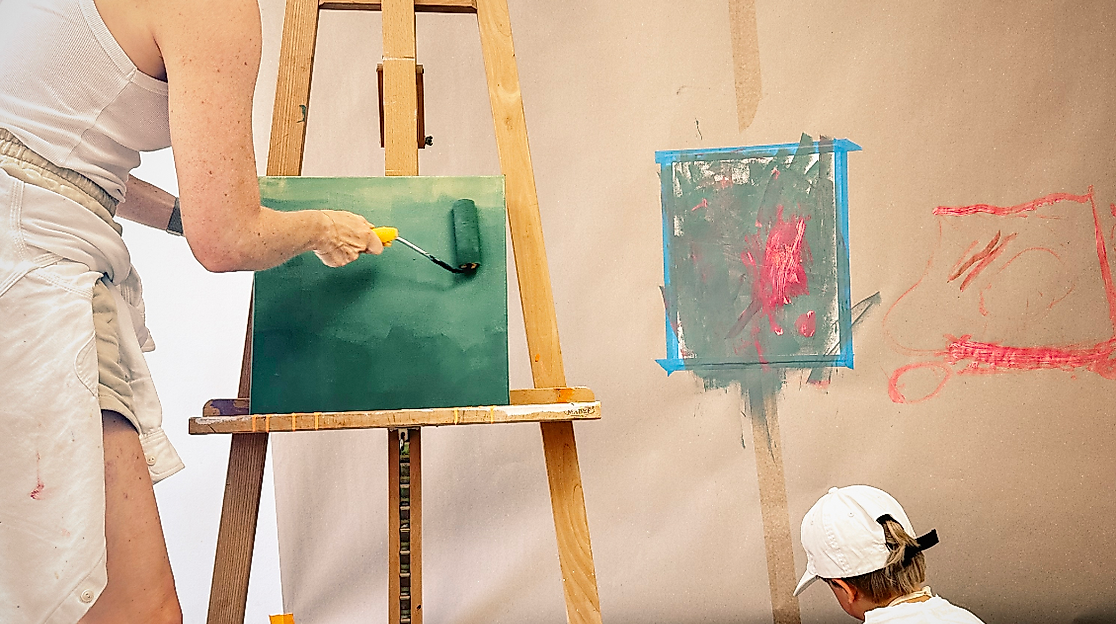 Mama und Sohn nebeneinander