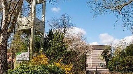 Ansgarkirch mit Turm