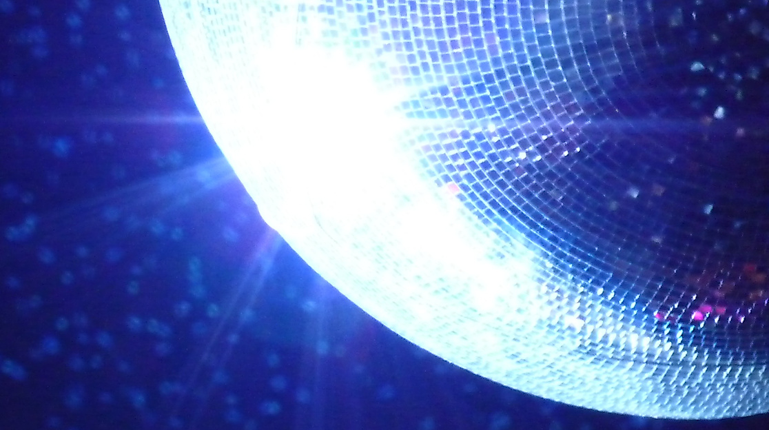 24h Stelle - Romaris der 90er - Musik aus der Dose