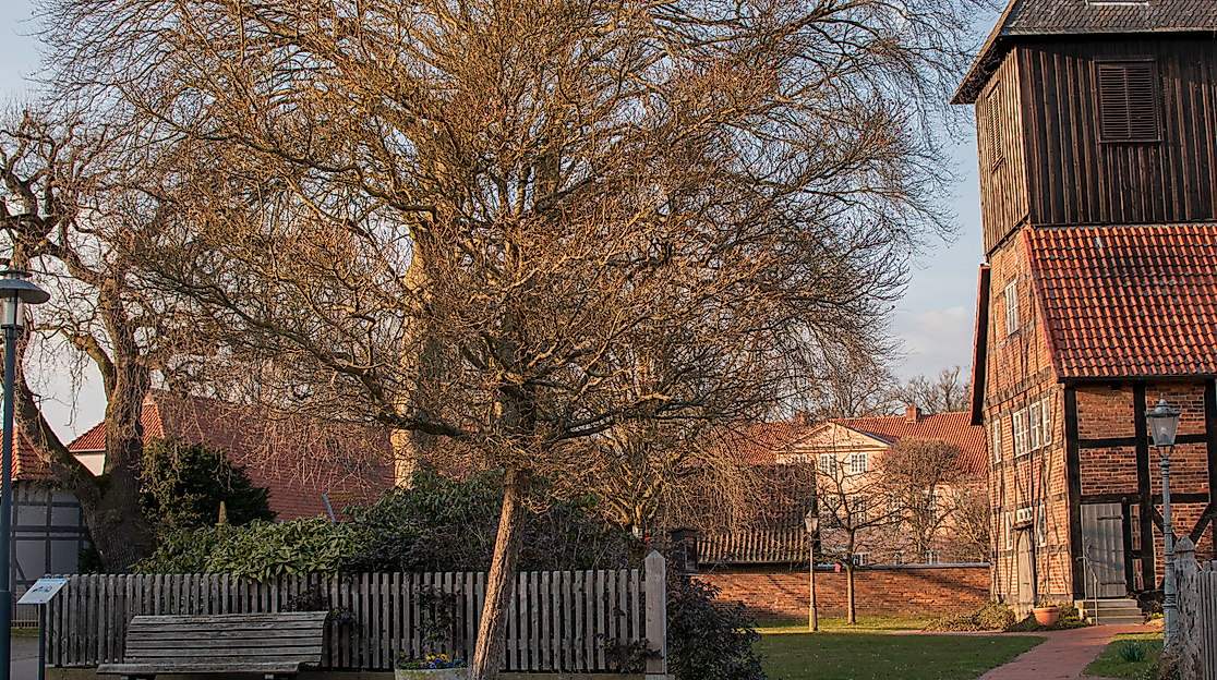 Langlingen_Kirche_ccbysa_sh_20250322_4