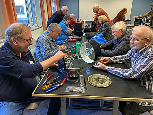 Das Repairteam unterstützt bei vielen Reparaturen und erweckt viele Gegenstände wieder zum Leben