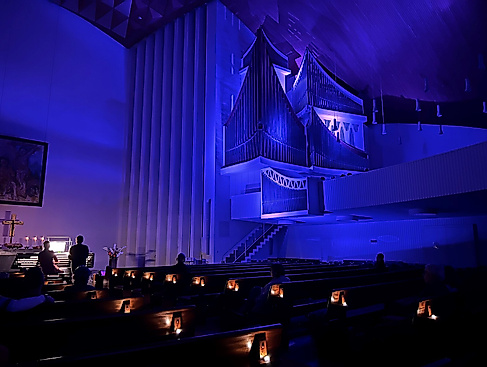 Die Orgel hebt ab - eine kosmische Nacht aus Klang und Licht in St. Nikolai