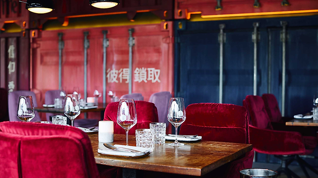 am-kai-interior-dinner-c-am-kai