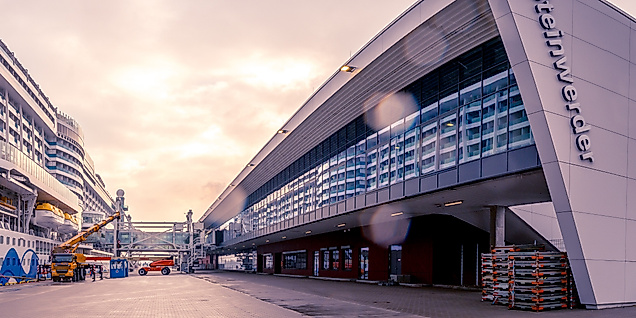 Cruise Center Steinwerder