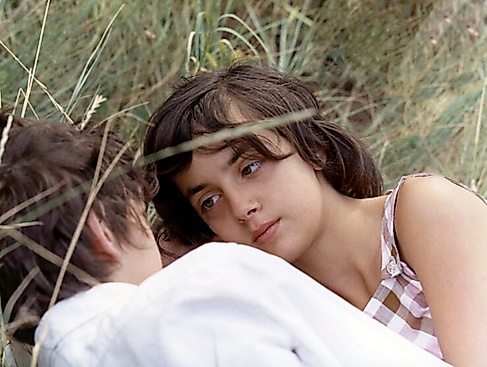 mes-petites-amoureuses-1-copyright-les-films-du-losange-photo-pierre-zucca-collection-christophel-768x558