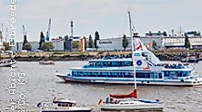 Begleitfahrt der großen Auslaufparade