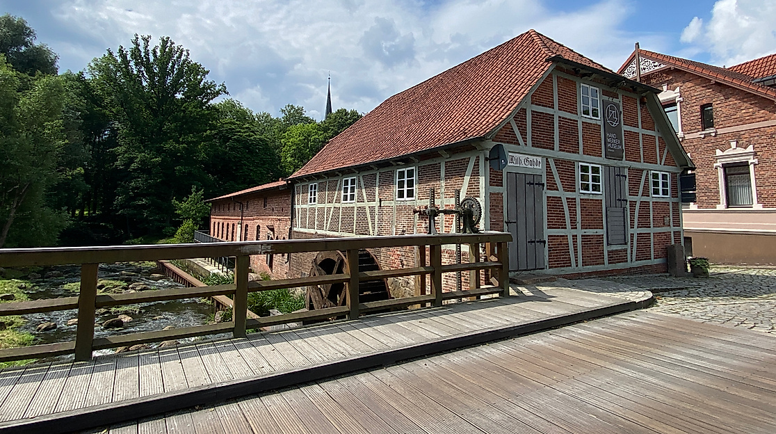 Ausstellung der gesellenstücke im Handwerkermuseum