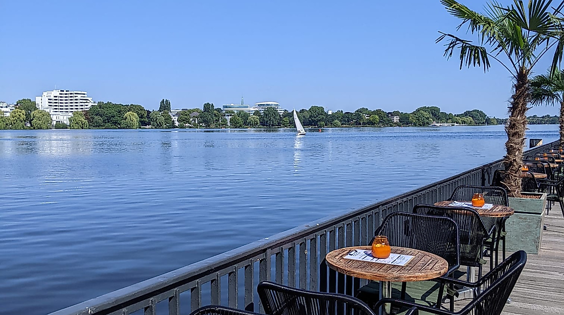 coco-riviera-blick-auf-die-alster-c-marielle-nollert