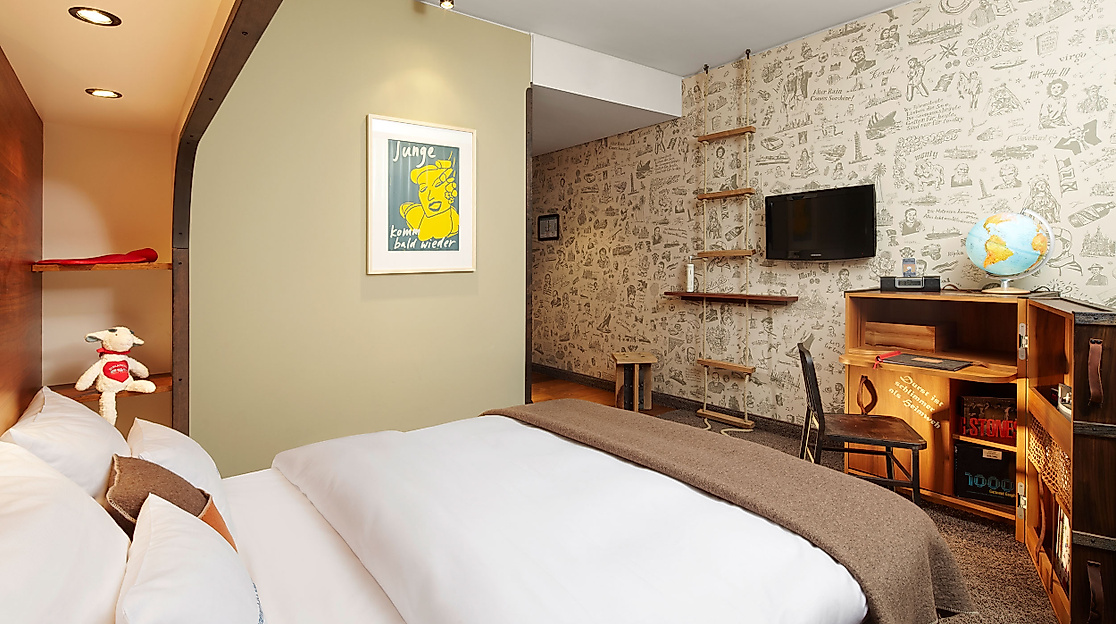 25hours Hotel HafenCity: Doppelzimmer