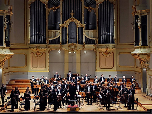 Neue Philharmonie Hamburg / Hovhannes Baghdasaryan