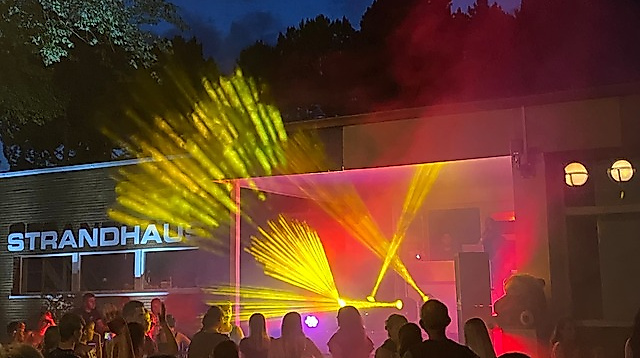 Jugendstrandparty