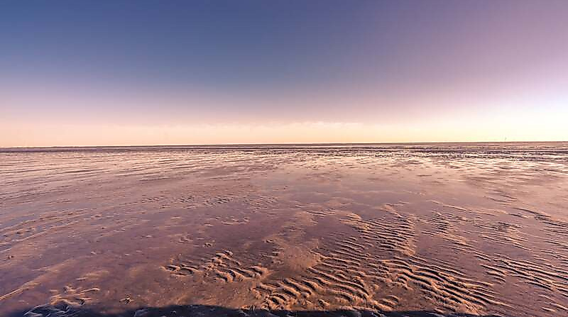 Sonnenaufgang im Watt - Geführte Wattwanderung im Nordseebad Otterndorf