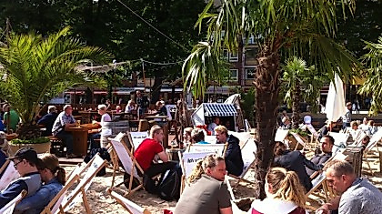 Hamburger Beachclub Like Ice and Sunshine