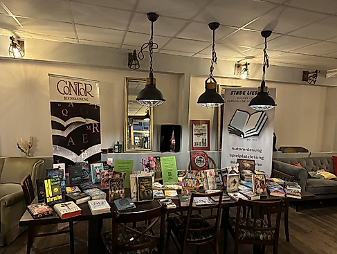 After School Book Café - für Jugendliche