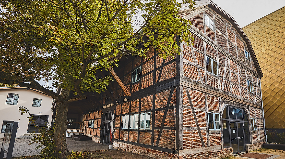 rathausplatz-harburg_speicher-am-kaufhauskanal_c-2018-thisisjulia-photography-5