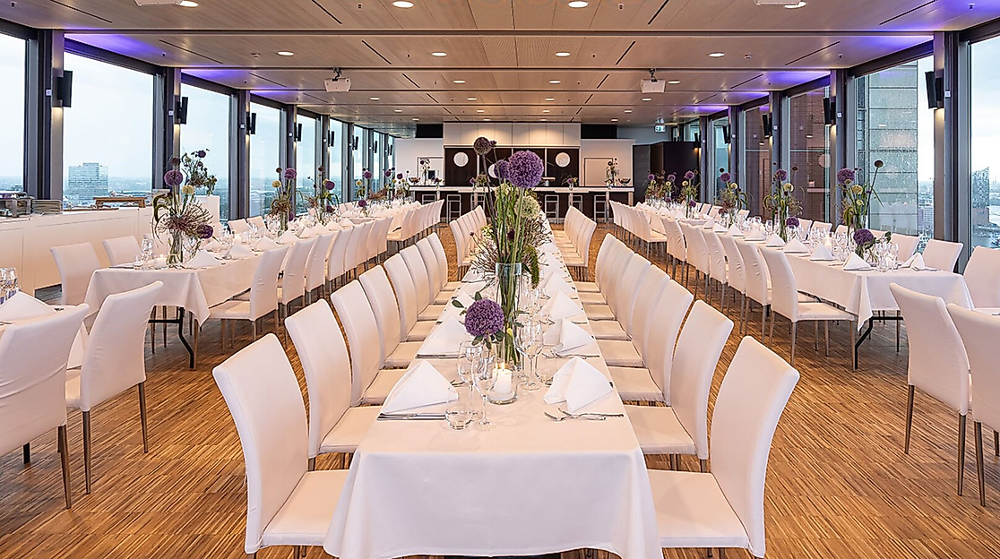 Eventlocation_Elb_Panorama_Tafeln_Tag_SpotsNORD-EVENT-GmbH