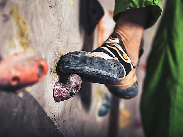 bouldern-urbaneapes-wandsbek-c-takoburito-AdobeStock_-133176380