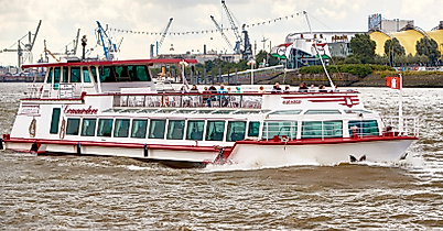 ms-commodore_c-barkassen-meyer-1