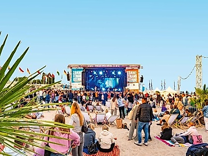 Sonne, Strand und Sterne