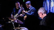 Pete Roth Trio ft. Bill Bruford