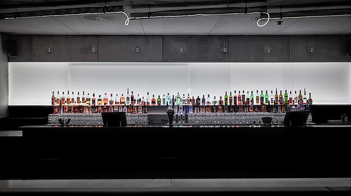 web-sicht_auf_bar_001