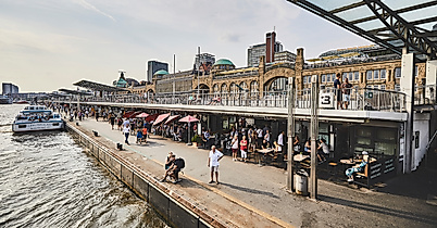 landungsbruecken_wasserseite_c-thisisjulia-photography-5