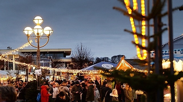Wintermarkt - mit Boerney and the Tritops