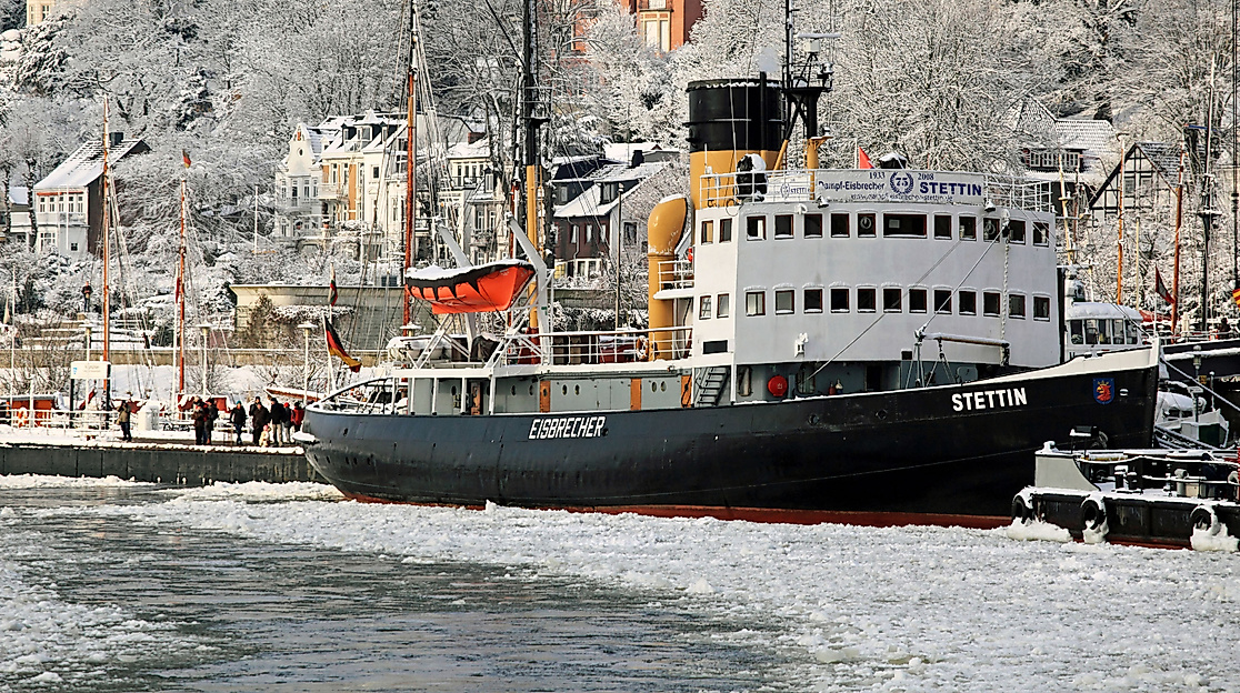 dampf-eisbrecher-stettin_museumshafen-oevelgoenne_c-heidi-wiesner-2