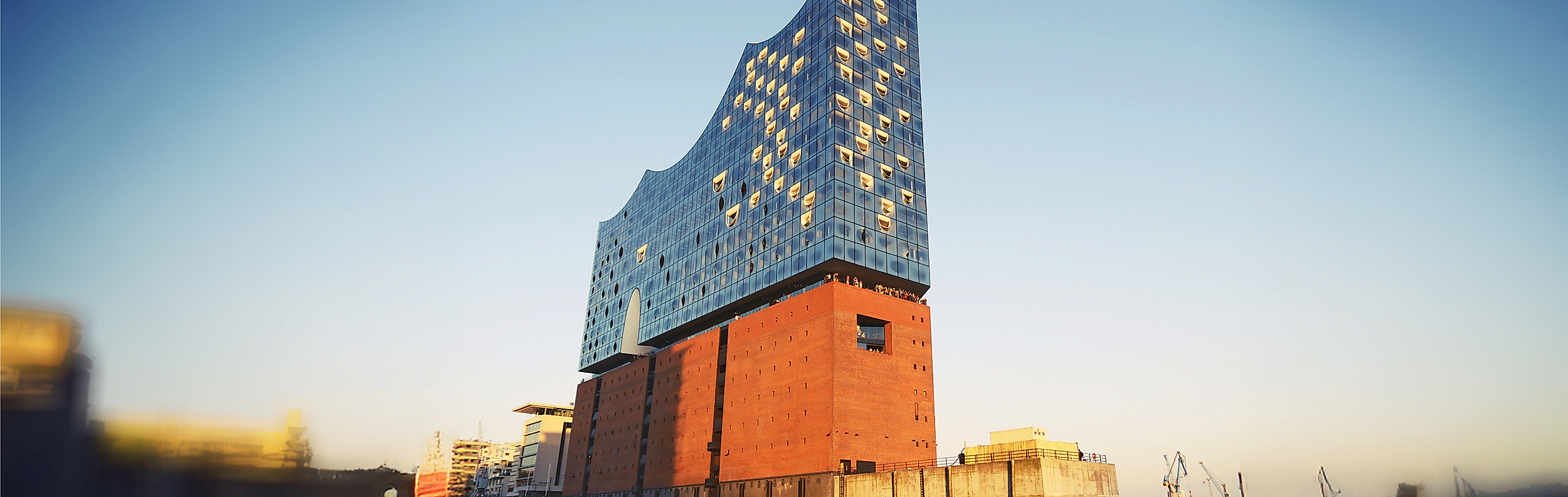Adventure World Tours Elbphilharmonie Plaza Führung
